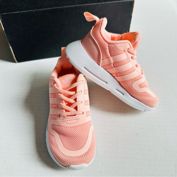 Adidas Baby Light Weight Sneakers Size 6 - Picture 6 of 12